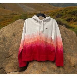 Tommy Hilfiger Sport Women’s Size M White To Pink To Red Ombre Sweatshirt Medium